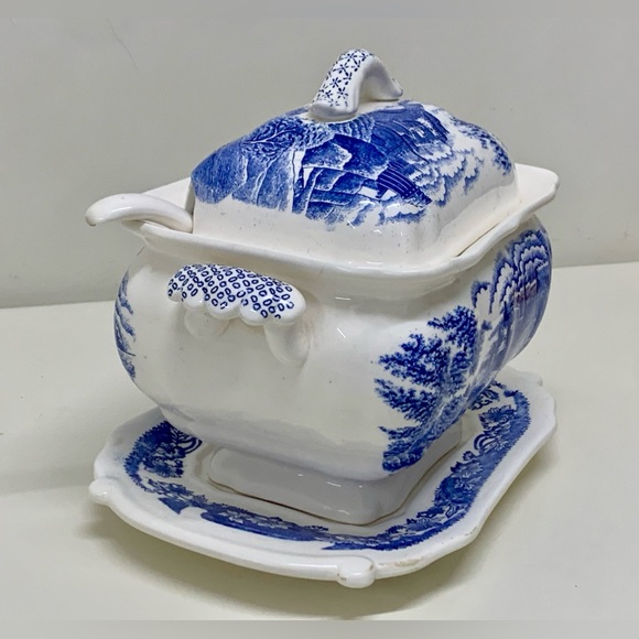 Vintage Robinson Clay Products Transferware Lidded Tureen with Ladle - Picture 14 of 14